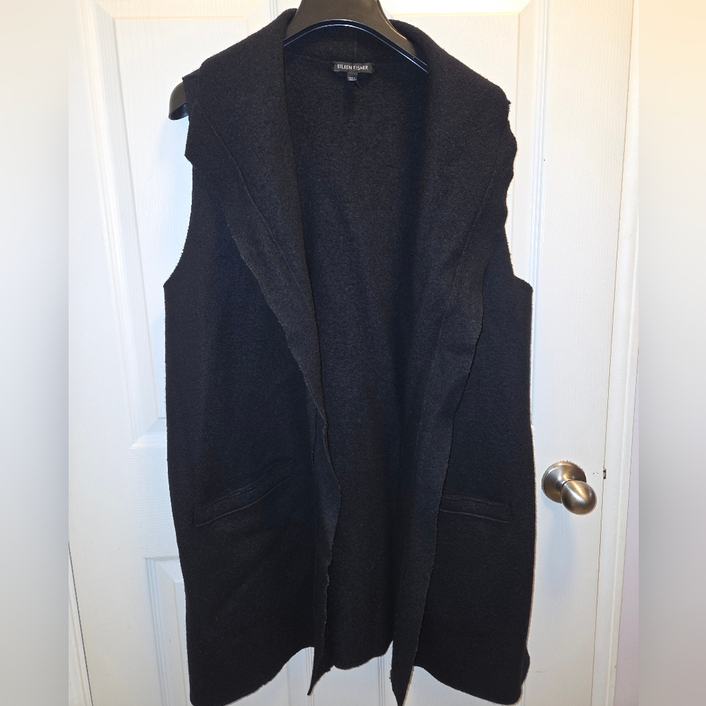 Wool Eileen Fisher Women's Black Open Front Vest With Deep Pockets, Size Medium